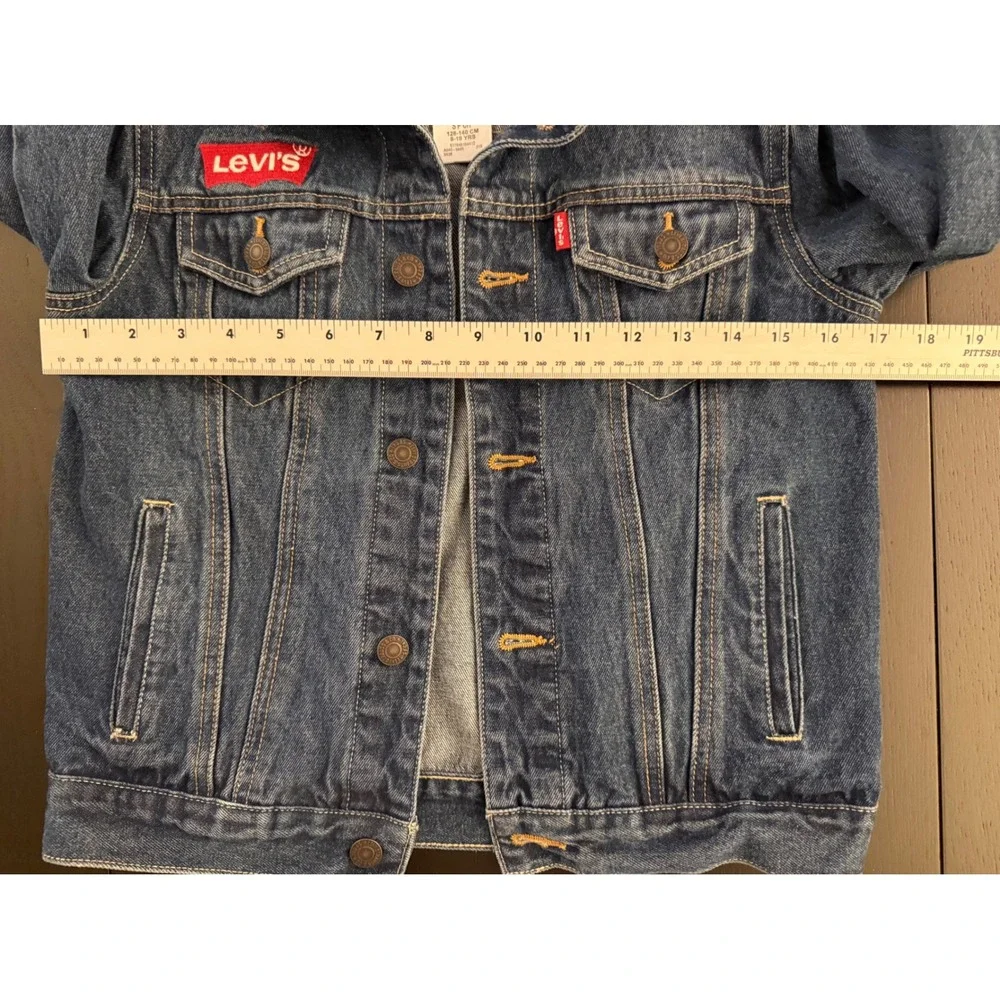 Levi's‎ Boys Denim Trucker Jacket Size S (8-10) Red Batwing Logo Patch - Picture 8 of 9